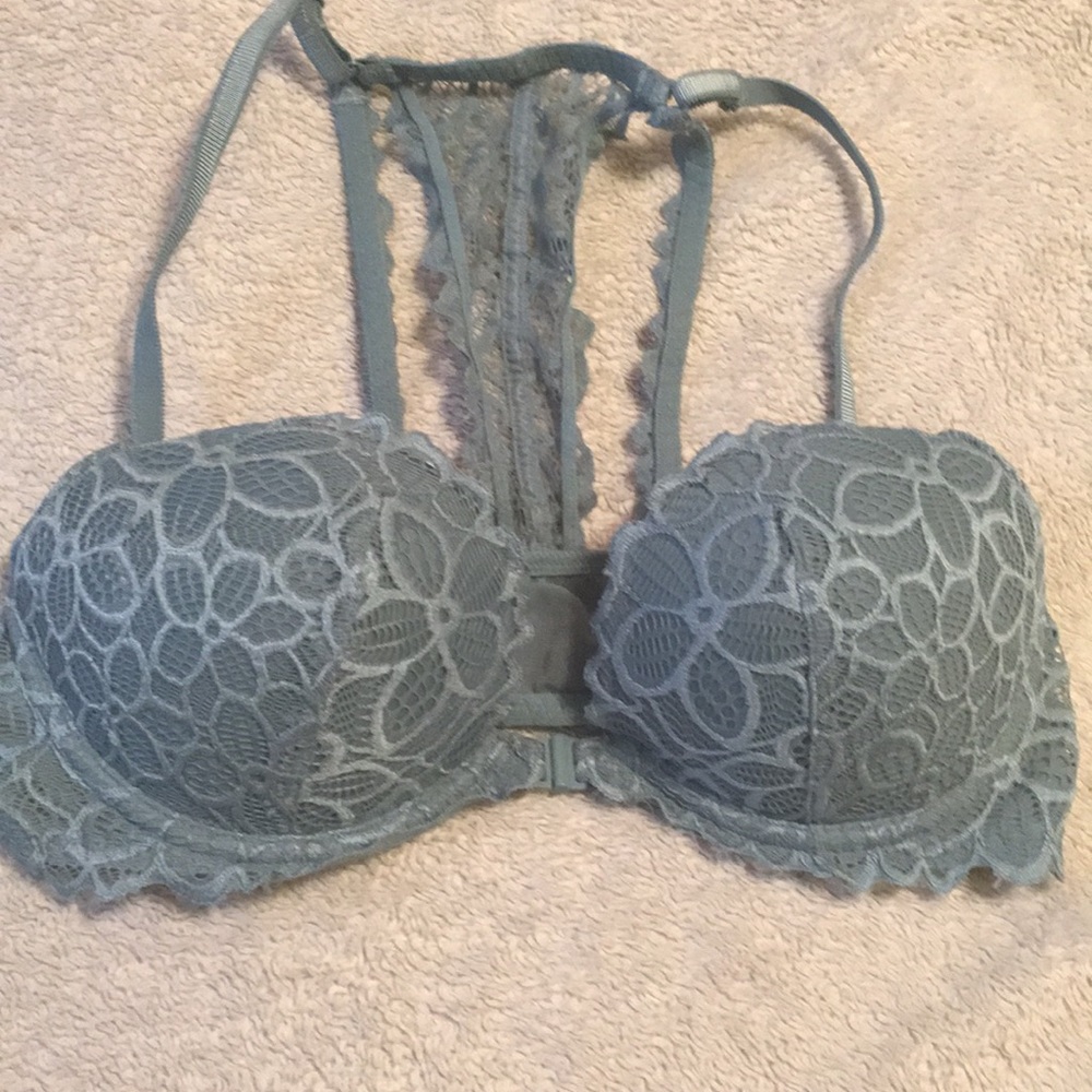 PINK VS Bra size 32D